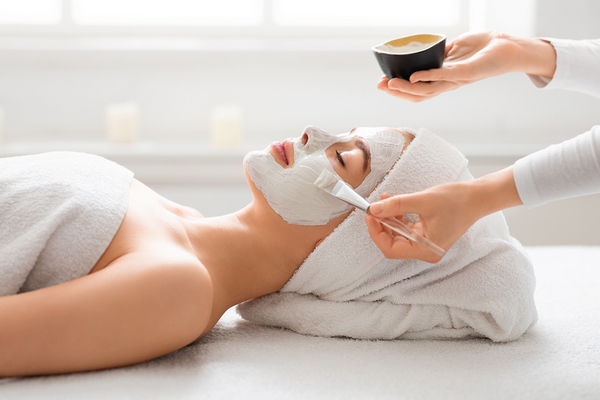 Top Benefits Of Getting Monthly Facials